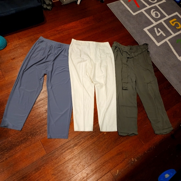 Uniqlo Pants & Jumpsuits Bundle Of Women Pants Xl Poshmark